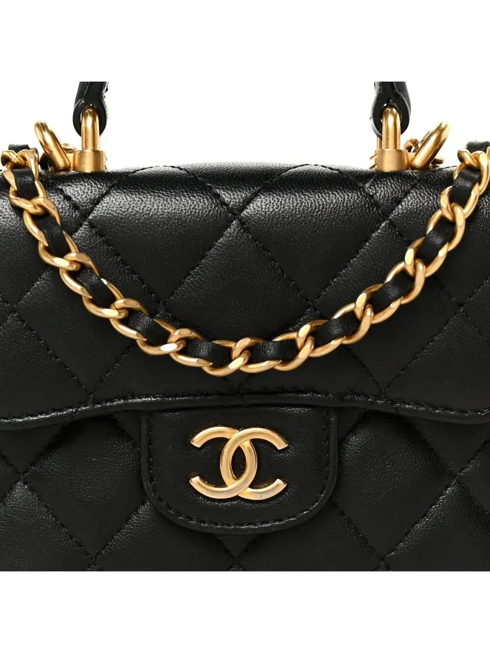 CHANEL indulge luxury